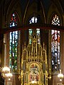 Glasfenster von Wyspianski im Chorraum der Krakauer Franziskanerkirche