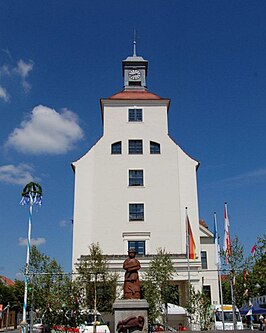 Stadhuis (1738) met zgn. Sabinchen-fontein