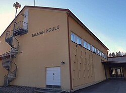 Talman koulu huhtikuussa 2020.