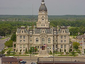 Vigo County Courthouse in Terre Haute, gelistet im NRHP Nr. 83000160[1]