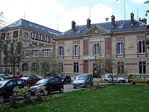 École Estienne des Arts et des Industries Graphiques. 8 Boulevard Auguste-Blanqui - Paris 13e