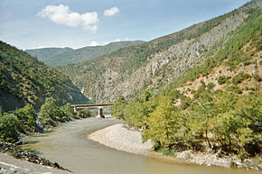 Libraş ve Elbasan arasında İşkomi Nehri