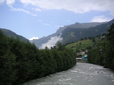 La Lütschine noire peu avant Grindelwald (août 2003).