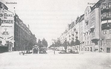 Torget 1912, vy mot norr, till vänster syns S:t Eriks Bryggeri.