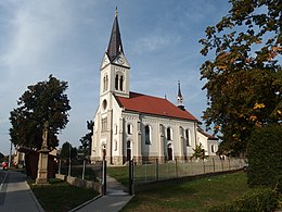 Radějov, kostel (2).jpg