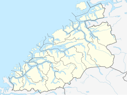 Romsdalshalvøya is located in Møre og Romsdal