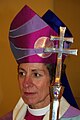 La vescova episcopala americana Katharine Jefferts Schori con la mitria