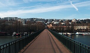 Vista de Saint Cloud desde le bout de la passerelle, lado Bois de Boulogne