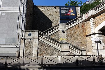 Accès à la rue de Tolbiac.