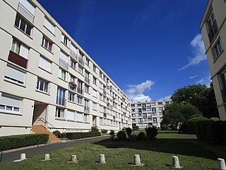 Immeubles sur la rue du Pas-Notre-Dame.