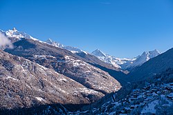 Le val d'Hérens vu depuis Vex.