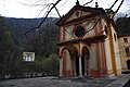 Chiesa del Sacro Monte: facciata con portico