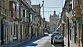 Rue du centre menant à l'église