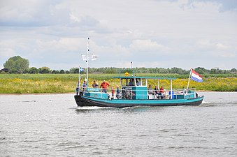 Liniepont - Veerdienst over de Lek tussen Werk aan het Spoel (km 242), Werk aan de Groeneweg (km 238) en Fort Everdingen (km 244)