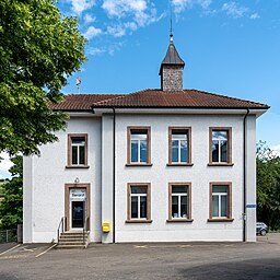 Gammalt skolhus i Oberhofen år 2018