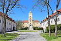 Schloss mit Meierhof