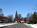 Kirche mit Kirchhofmauer