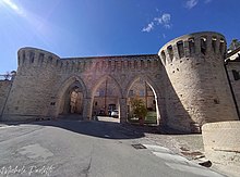 Vista d'ingresso della città