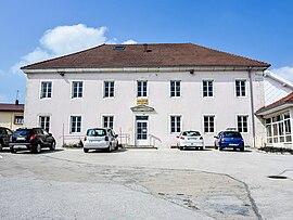 The town hall in Chaffois