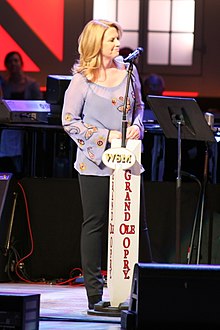 Patty Loveless (3470011524).jpg