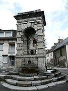 La fontaine (naïade).