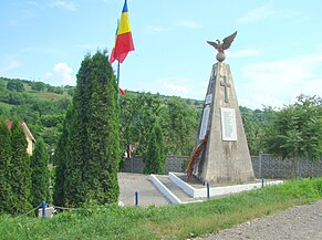 Monumentul eroilor din Sălcud