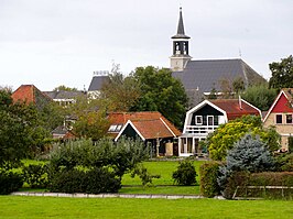 Gezicht op Warder vanaf de IJsselmeerdijk anno 2012