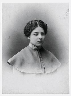 Olga Rozanova vuonna 1900.