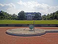 McKeldin Mall v centru kampusu