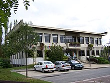 Beynes 78 Mairie.JPG