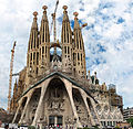 La facciata della Passione della Sagrada Família di Antoni Gaudí, a Barcellona, iniziò nel 1882