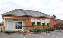 Varesnes Mairie.jpg