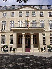 Egyptian inspiration/Egyptian Revival - portico of the Hôtel Beauharnais, Paris, L.E.N. Bataille, c.1804[183]