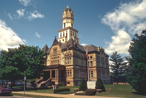 Jersey County Courthouse in Jerseyville, gelistet im NRHP Nr. 86001008[1]