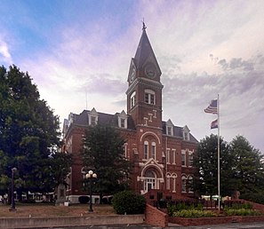 Das Gentry County Courthouse, gelistet im NRHP Nr. 80002352[1]