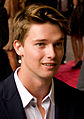 Patrick Schwarzenegger interpreta Thad Radwell