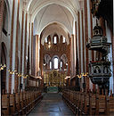 Roskilde Domkirke med både romanske og gotiske elementer (1175–1460).