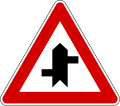 Offset side roads with priority, first to the left