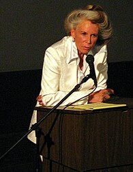 Andrea Dworkin och Catharine MacKinnon, feministiska forskare och ledande i 1980-talets försök att lagföra pornografins skadeverkningar.