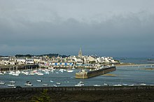 Roscoff vue Chapelle St-Barbe.jpg