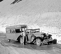 1933 car and tourist observation trailer