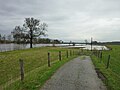 Uitzicht vanaf dijk bij Geulle aan de Maas bij hoogwater van de Maas.