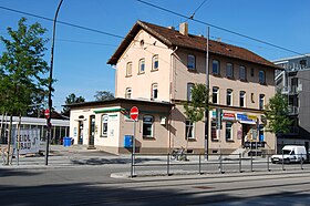 Empfangsgebäude von der Straßenseite Bunzlauer Platz