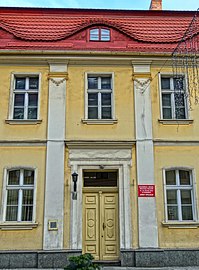 Detail of the facade on Długa street