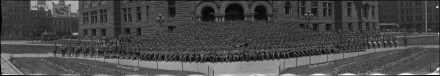 Photographie en noir et blanc de militaires