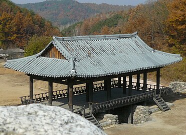 Traditionelle koreanische Fußwalm-Dachform