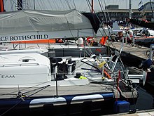 le cockpit d'un voilier de course