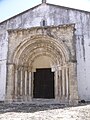 Igreja de São Pedro, Leiria: pórtico românico (Leiria)