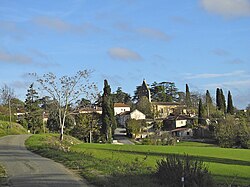 Skyline of Bivès