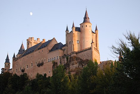 Alcázar de Segóvia (séculos XII-XIII)